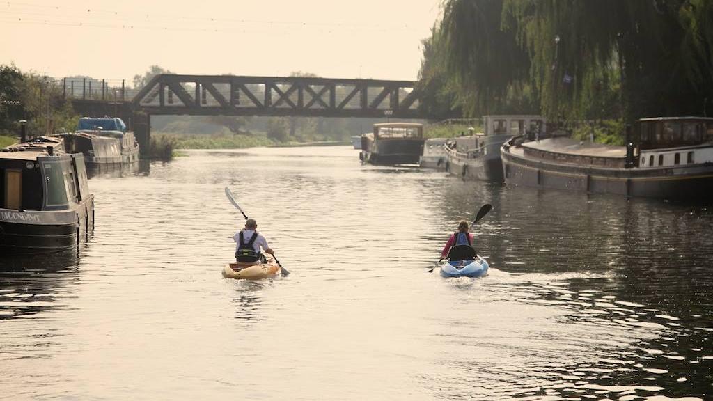 2 pulse 85s flat water 2 people paddling on flat water on tootega pulse 85s
